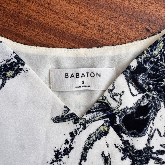 ✨ Babaton/Aritzia | Cream Floral Top | Size S ✨ - Picture 3 of 10